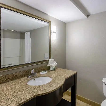 Baymont By Wyndham Lavergne La Vergne Exterior foto