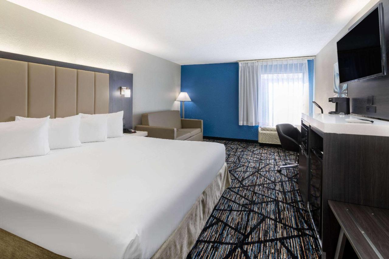 Hotel Baymont By Wyndham Lavergne La Vergne