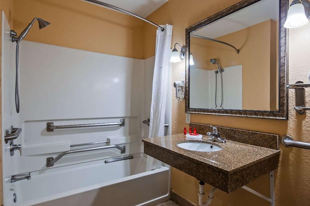 Hotel Baymont By Wyndham Lavergne La Vergne